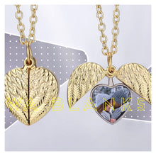 Load image into Gallery viewer, Necklace - WINGS
